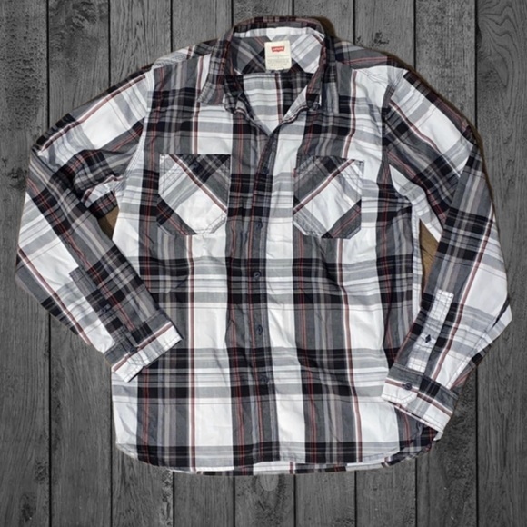 Levi's Other - Men’s Levi’s Plaid Shirt - EUC barely worn